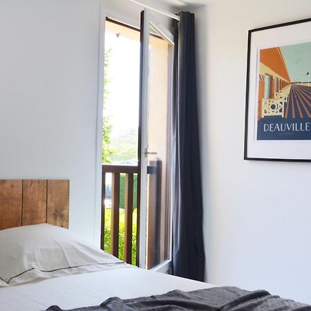 Cottage With Large Garden 15 Minutes Walk From The Beach Villers-sur-Mer Bagian luar foto